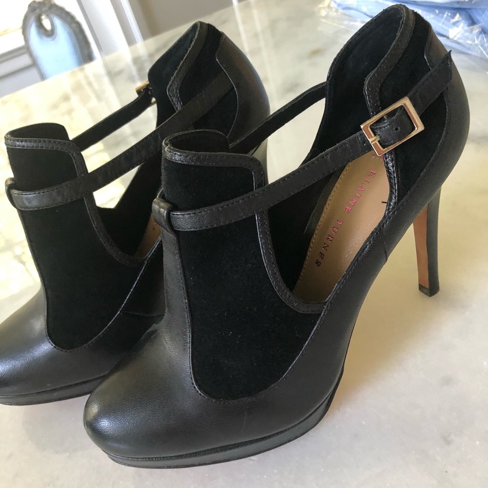 Elaine Turner black leather stiletto booties 7.5
